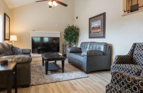 Chandler House | Cozy Quiet two story home pool outdoor entertaining bbq