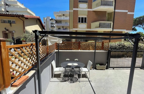 Nettuno Apartment | Cozy retreat 300mt from the Sea, Your corner of Relax and Comfort in Neptune!