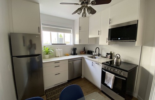 North Central Edmonton Apartment | Cozy Retreat - 5 min from ICE district