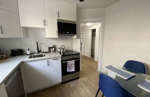 North Central Edmonton Apartment | Cozy Retreat - 5 min from ICE district
