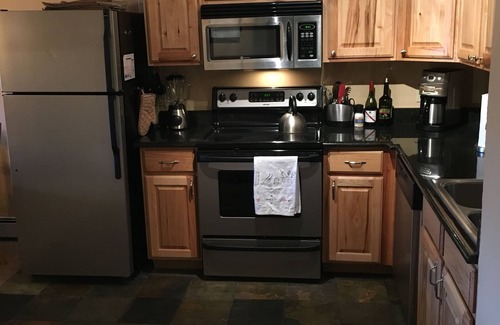 Fraser Condo | Cozy Retreat Across from the Clubhouse - 2bd/2ba Condo (Sleeps 6)