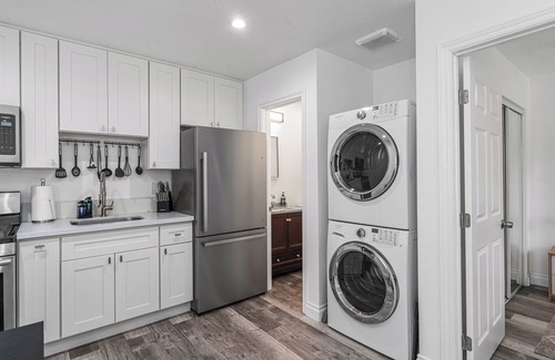 North Long Beach Apartment | Cozy Retreat in Long Beach