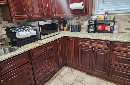 Atlantic City House | Cozy Retreat w/Pool & Hot Tub