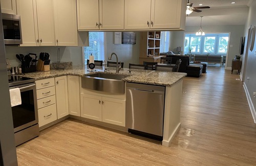 Bridgeton Cottage | Cozy riverfront cottage with an amazing view, minutes from downtown New Bern.