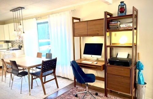 Index Cabin | Cozy Riverside Cabin with Hot Tub, Epic Views, near 12 National Forest Hikes!