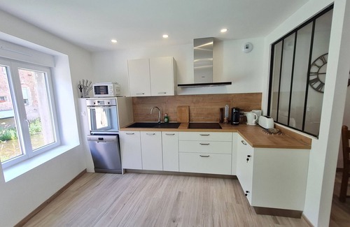 Raon-l'Etape Cottage | Cozy Riverside Getaway: 3-Bed Home with Balcony, Modern Amenities, Near Lakes & Skiing
