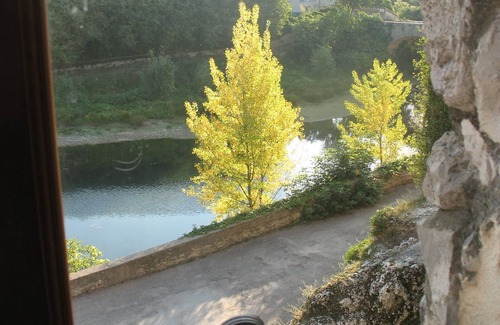 Sauve Apartment | Cozy Romantic Hideaway with River View In Medieval Village