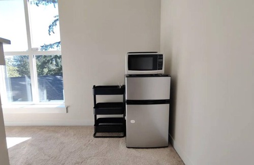 Tukwila House | Cozy room 7mins to the Seatac Airport and Sound transit