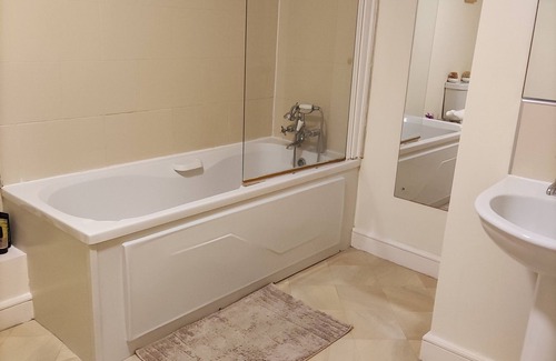 The Liberties Apartment | Cozy room in a shared apartment near temple bar