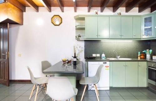 Taibique Apartment | Cozy Rustic House & Terrace, El Pinar