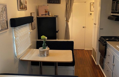 Bacliff House | Cozy RV in Brilliant Bacliff with AC