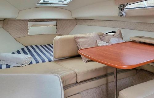West Pomeranian Voivodeship Boat Rental | Cozy Ship In Szczecin