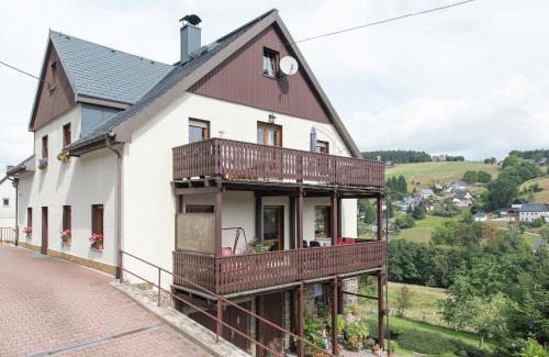 Rittersgrun Apartment | Cozy Ski Base with Garden