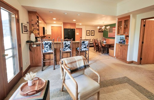 Beaver Creek Condo | Cozy ski in/ski out retreat in Beaver Creek