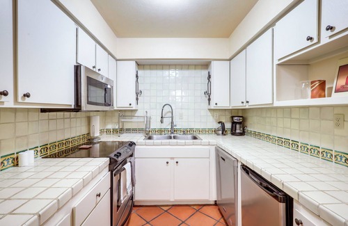Northeast Santa Fe Condo | Cozy Southwest Style Santa Fe Condo!