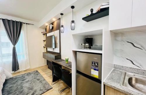 Bantud Hacienda Apartment | Cozy space at the 5th