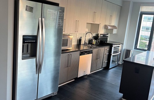 Virginia Square Apartment | Cozy & Spacious 1-Bedroom Apartment in Arlington, VA W/Modern Amenities