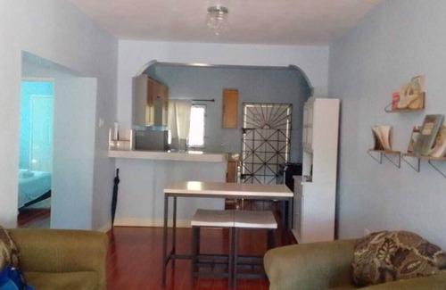 Spalding House | Cozy, Spacious 2 bedroom Townhouse in Spalding Manchester free Wi-Fi & Parking