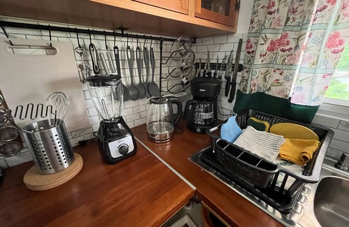 Bahia de la Academia Apartment | Cozy, spacious and quiet 3 bedroom apartment in preferred location on Beach path