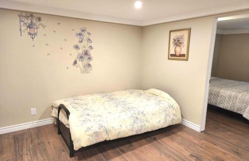 Laval-des-Rapides Apartment | Cozy spacious Apt In Laval, Greater Montreal