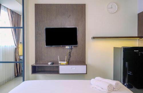 Pondokcina Apartment | Cozy Stay and Tidy Studio at Evenciio Margonda Apartment By Travelio