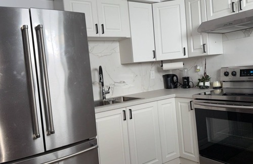 Terrebonne Apartment | Cozy stay in the heart of Terrebonne