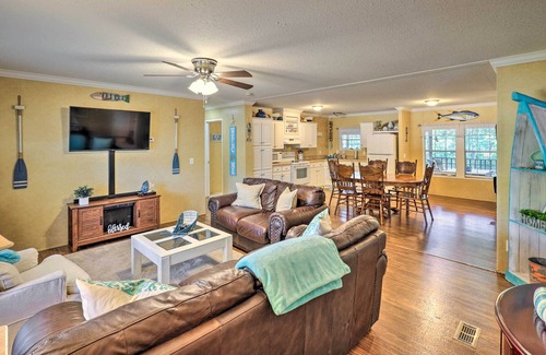 Steinhatchee House | Cozy Steinhatchee House w/Fire Pit & Grill!
