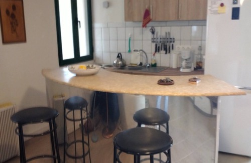 Raches Apartment | Cozy studio apartment in the middle of a large garden. Have dogs.