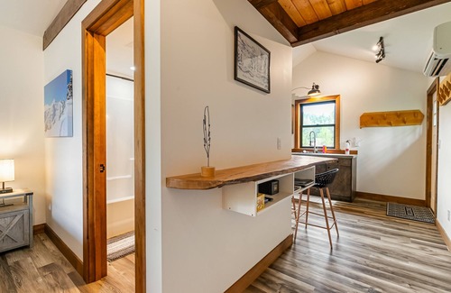 Cascade West Apartment | Cozy Studio Apartment Maple Falls, with Hot Tub