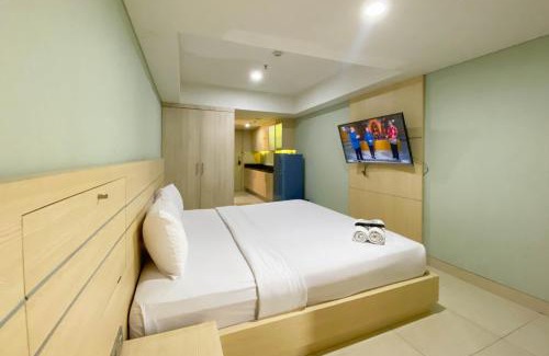 Semarang Apartment | Cozy Studio Apartment at 21st Floor Warhol (W/R) Residences By Travelio