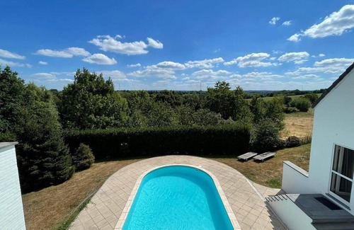 Baelen Apartment | Cozy studio at the foot of the Fagnes with swimming pool
