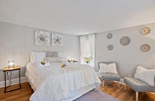 Gayborhood Apartment | Cozy Studio By Upenn & Drexel