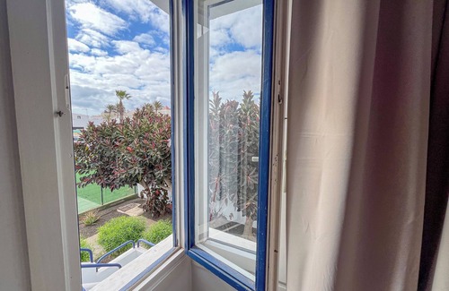 Corralejo Apartment | Cozy Studio City Center, 100m to Beach, Pool, WiFi