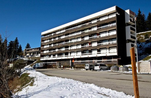 Chamrousse Apartment | Cozy studio for 3, balcony, close to slopes and shops