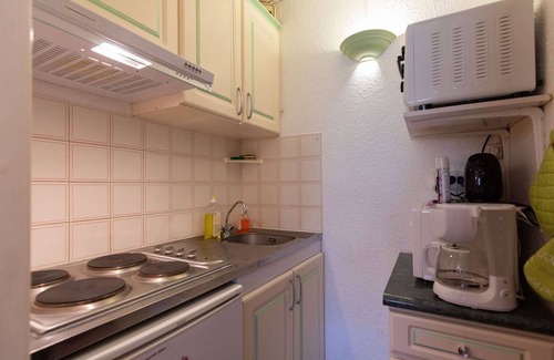 La Mongie Apartment | Cozy Studio for 5 with South-Facing Balcony in La Mongie