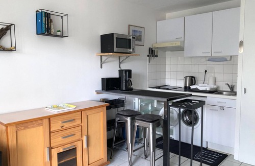 Chatelaillon-Plage Apartment | Cozy studio with balcony, perfect for 2 pers, Chatelaillon-Plage