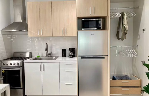 Distrito Central de Bayamon Apartment | Cozy studio in charming Bayamón with AC