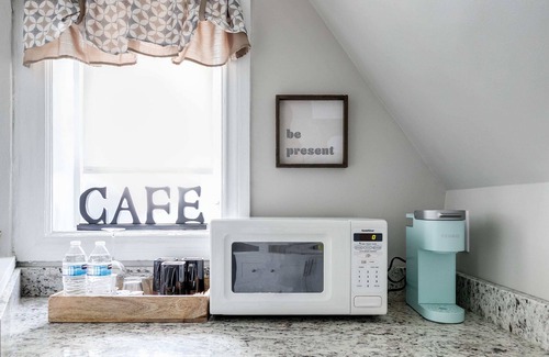 Fan District Condo | Cozy studio in FAN/museums/free parking