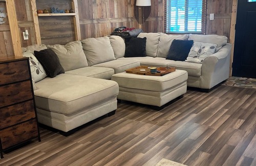 Hickory Apartment | Cozy studio in welcoming Hickory with AC, WiFi