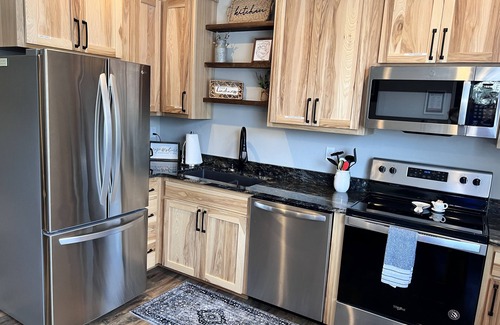Sequim Apartment | Cozy studio located near Marina, hiking trails & downtown Sequim. Pet friendly.