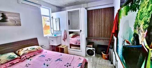Midlands Apartment | Cozy Studio Near Super U Grand Baie