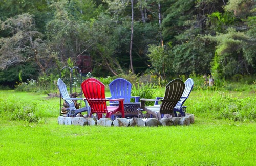 Greenfield Center Apartment | Cozy Studio on Secluded 55 Acres w/Fire Pit!