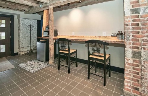 Chester Apartment | Cozy studio on 36 acres close to everything in Warwick