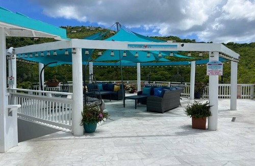 Rosendal Condo | Cozy Studio walking distance to Magen Bay Beach