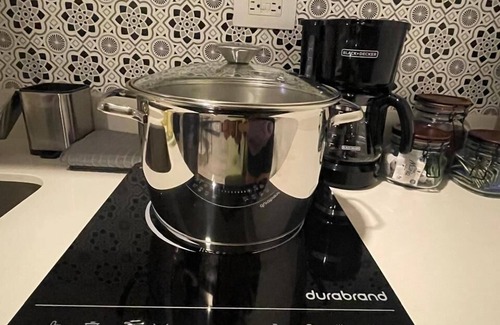 Mata Redonda House | Cozy studio with AC and WiFi in enchanting San José