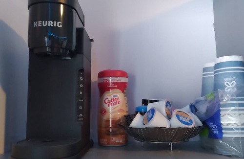 Lutz Apartment | Cozy studio with AC and WiFi in charming Lutz.