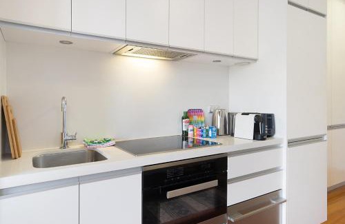 Glebe Apartment | Cozy Studio with Balcony in Unbeatable Location