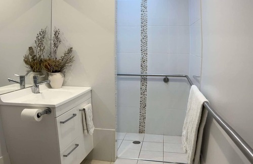 Gerringong Apartment | Cozy studio with private entrance & ensuite