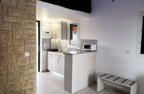 Kavos Apartment | Cozy studio with Sea View on the beach in Corfu