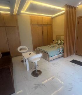 Quartier Administratif Apartment | Cozy studio with terrace Hassan